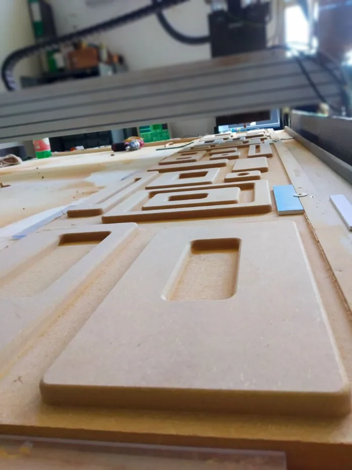 Pantografo CNC per legno, plastica, marmo, alluminio. - immagine 9